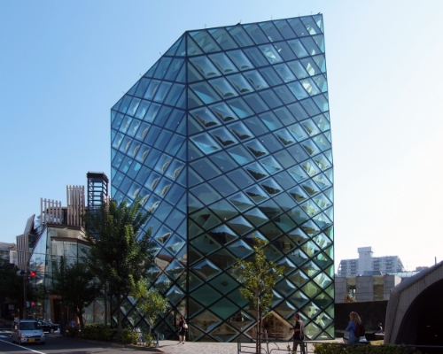 Shame such a gorgeous building is used to sell overpriced sweatshop goods...