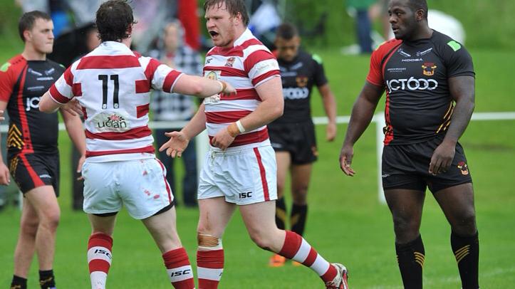 Elliott Davies in Wigan colours