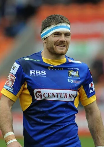 BEARS SIGN LIAM WELHAM