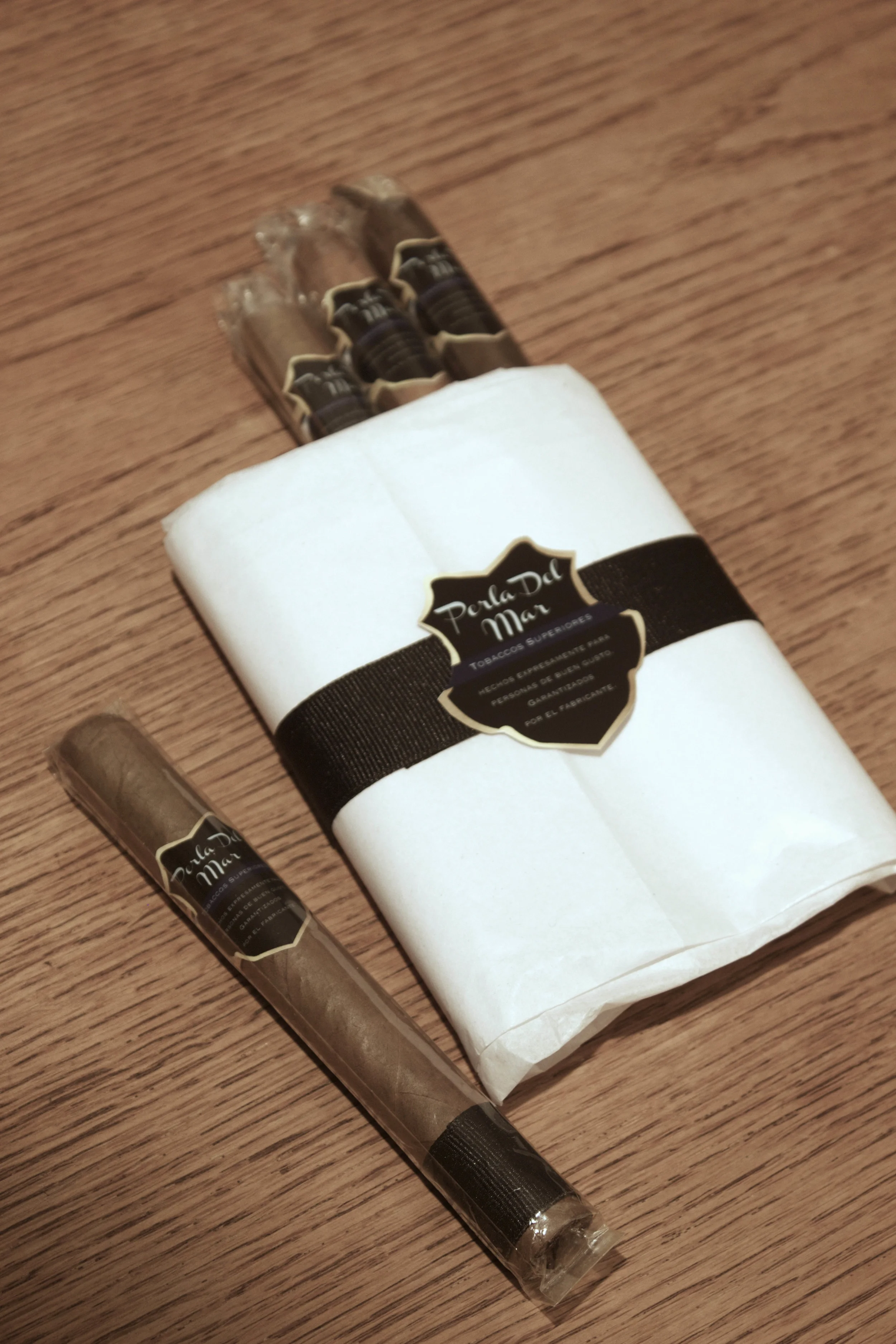 Perla Del Mar | Cigar Packaging
