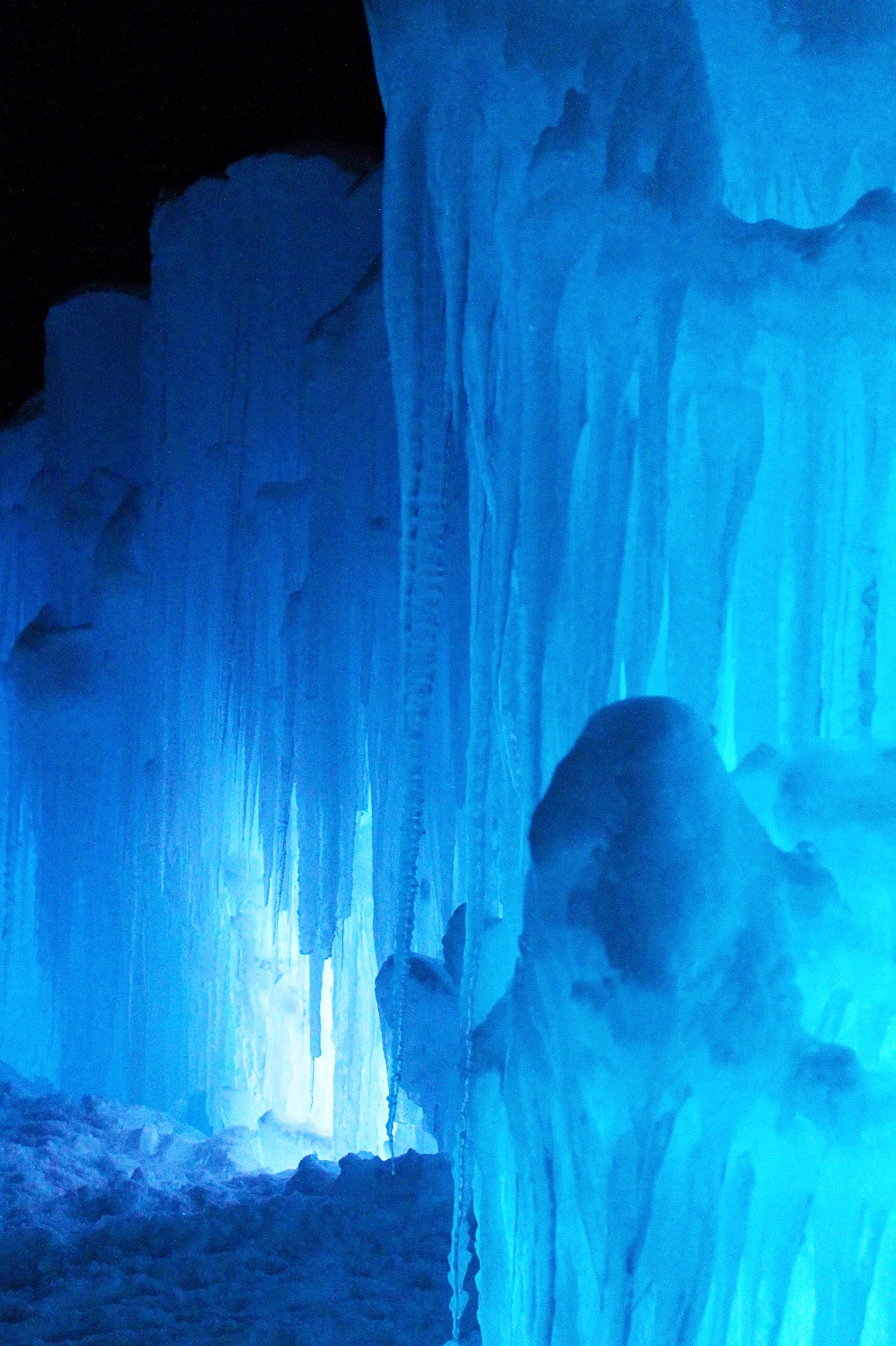 ice-castle-2017.jpg
