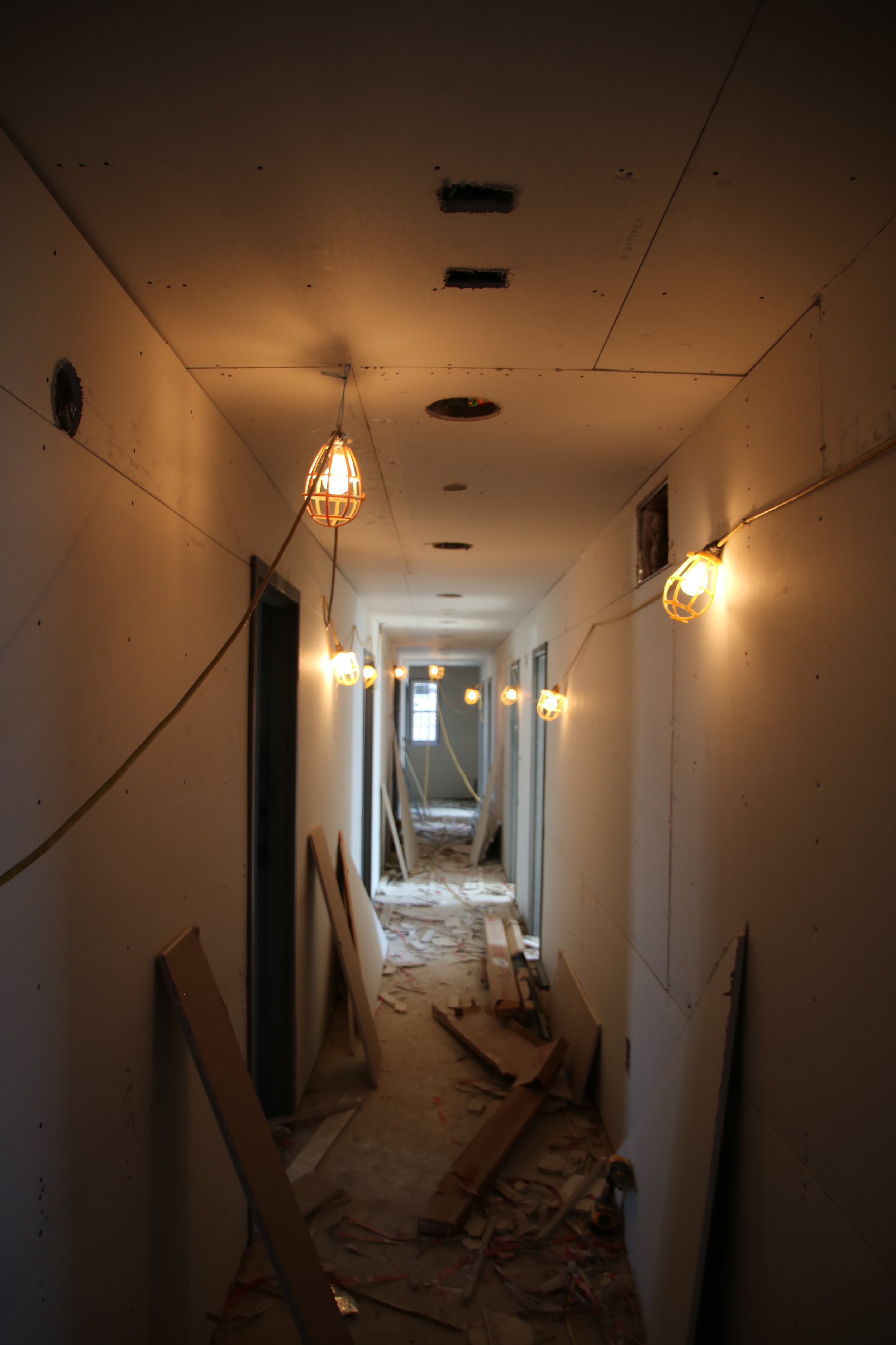 2015-11-24 2nd floor hallway.JPG