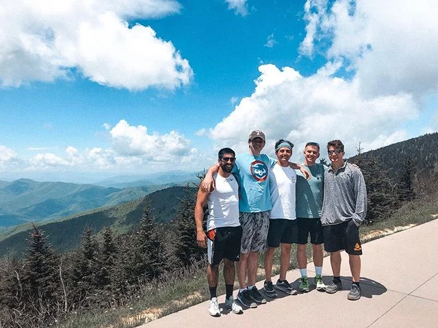 🏝Summer Vibes🏝
Prez and his buds enjoying the Smoky Mountains⛰