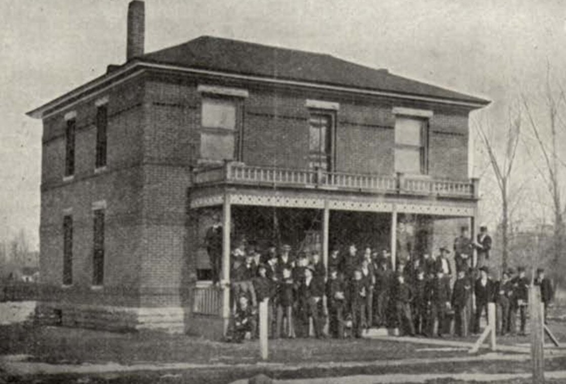  San Juan Boarding Club 1898 