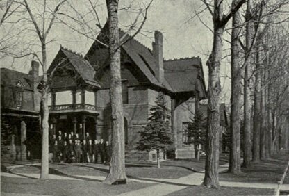 Tau Alpha House 1915