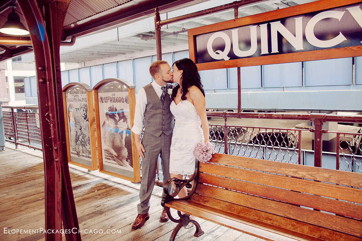 downtown chicago city elopement