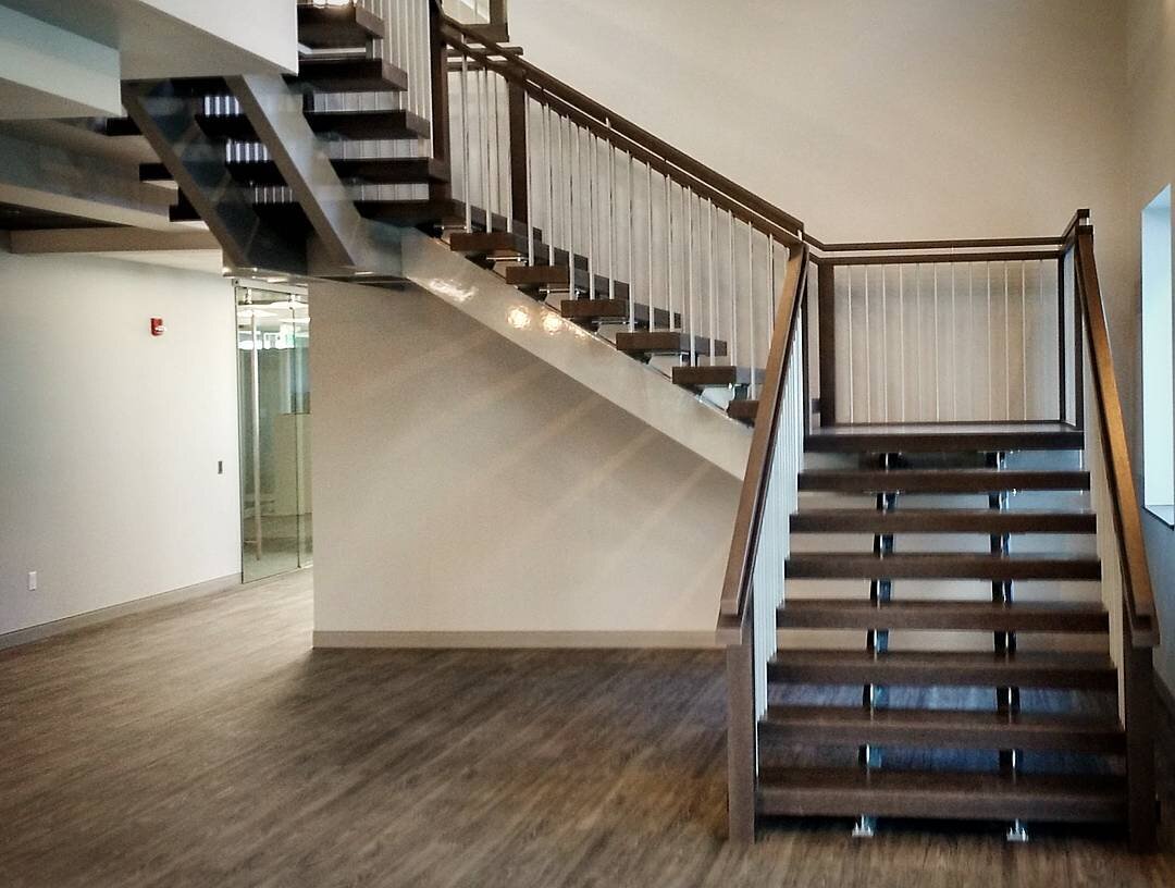 This is a custom self supporting stair designed and built by yours truly! With custom metal brackets under &quot;Butcher Block&quot; Oak treads. Stringers were manufactured out of wood and painted to look like metal. Great project to work with #conte