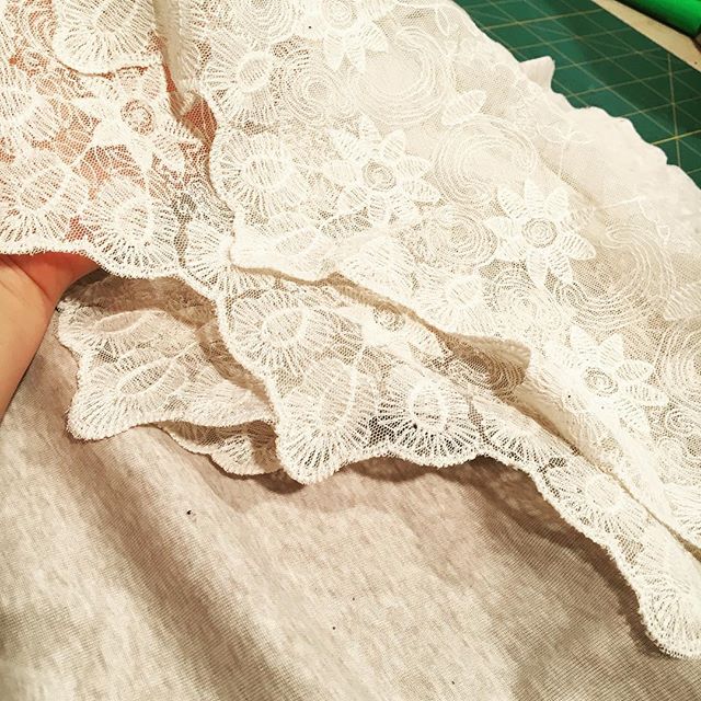 Mixing vintage lace with modern jersey. Precious element for a new piece. #vintage #lace #workinprogress