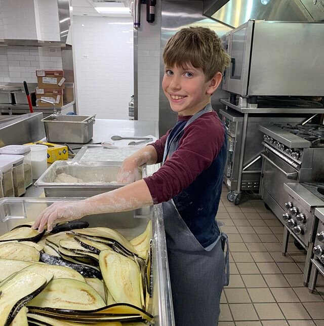 Our volunteers come in many shapes and sizes, they are brought together by a goodness in wanting to make a difference to those in need. Thank you Jack, you put an extra touch to each slice of that delicious eggplant to feed our #frontlineworkers and 