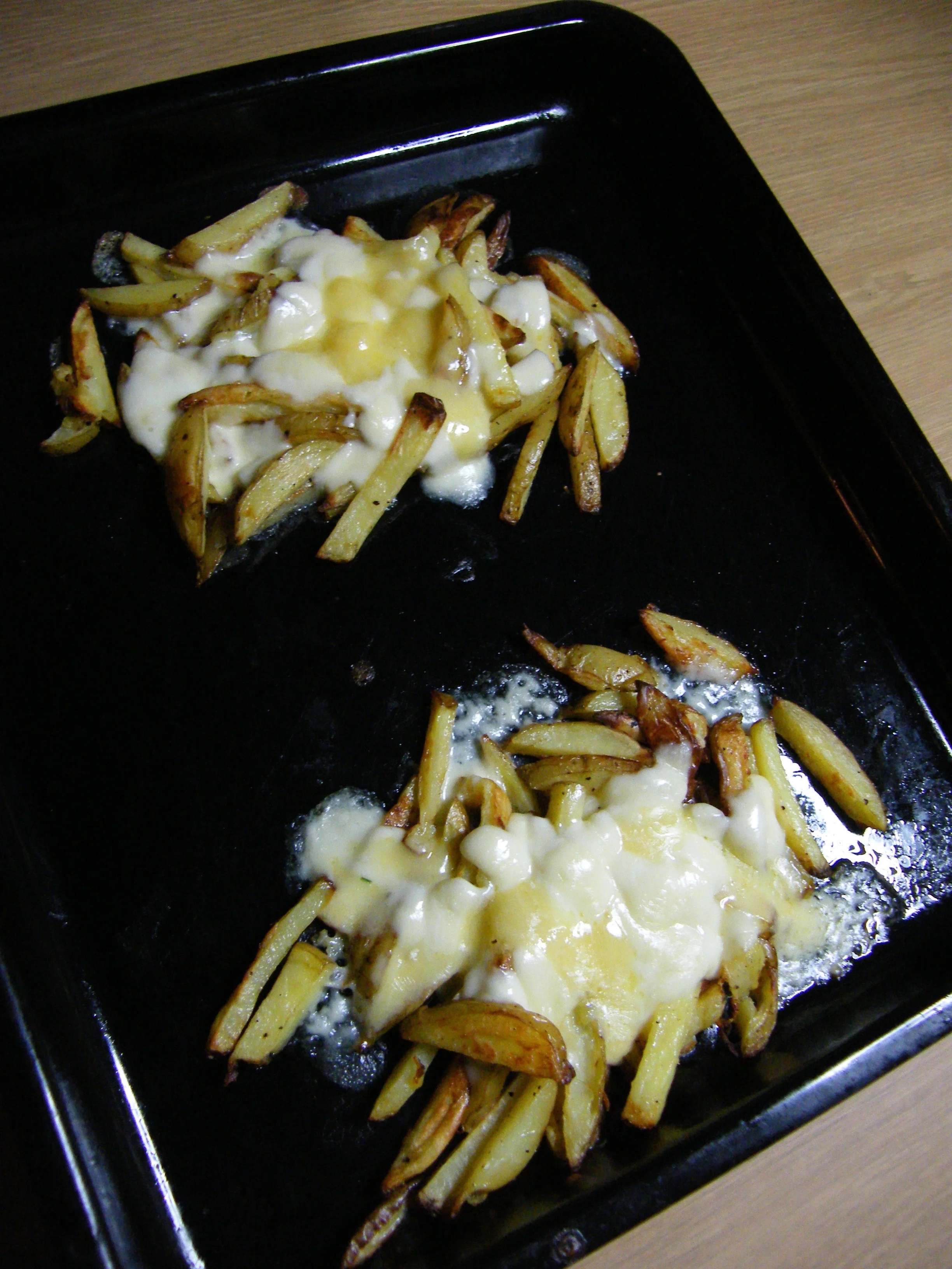 Chicken Poutine and Garlic Butter Greens 02