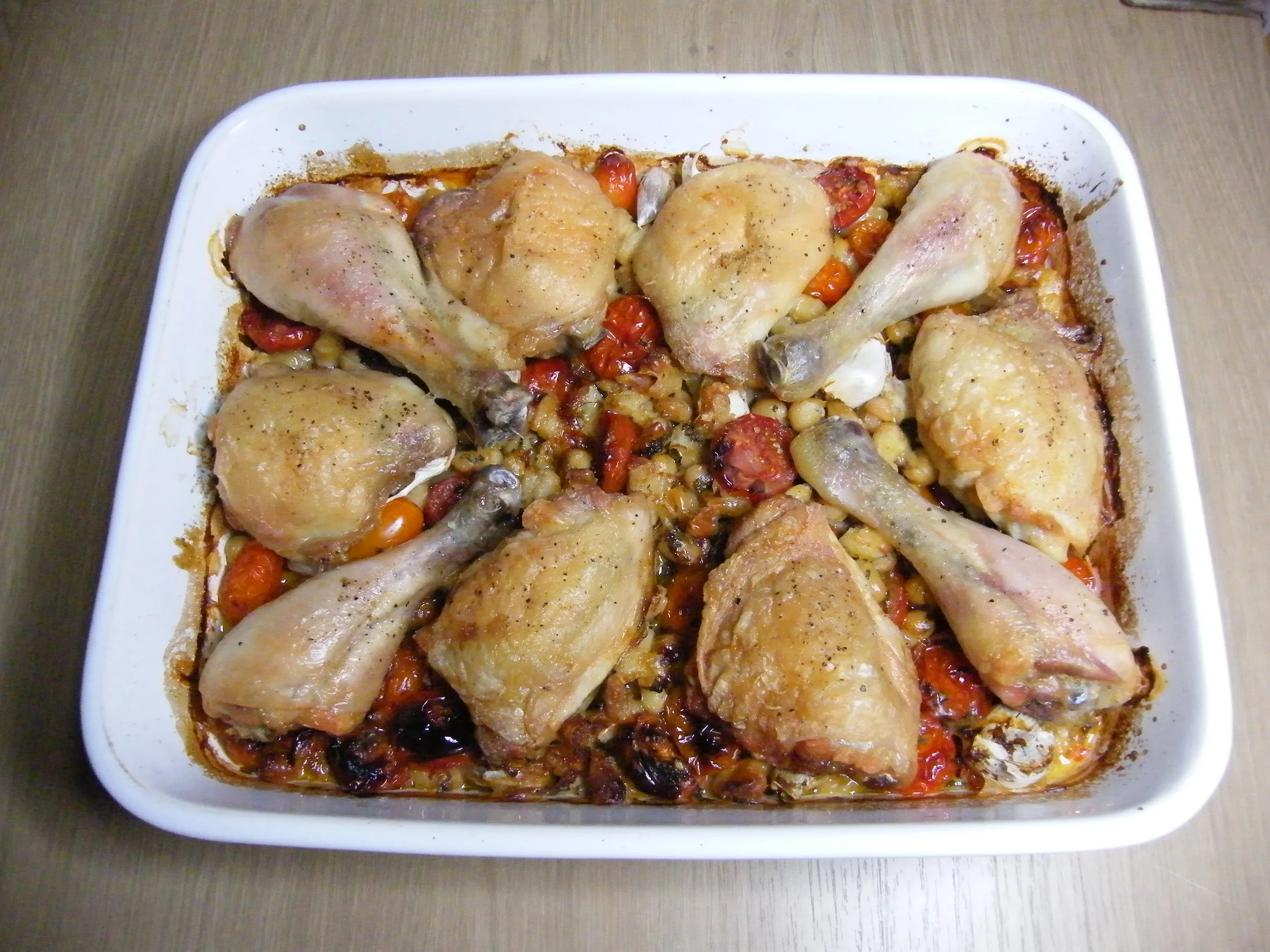 Crispy tender chicken, cannellini beans, tomatoes