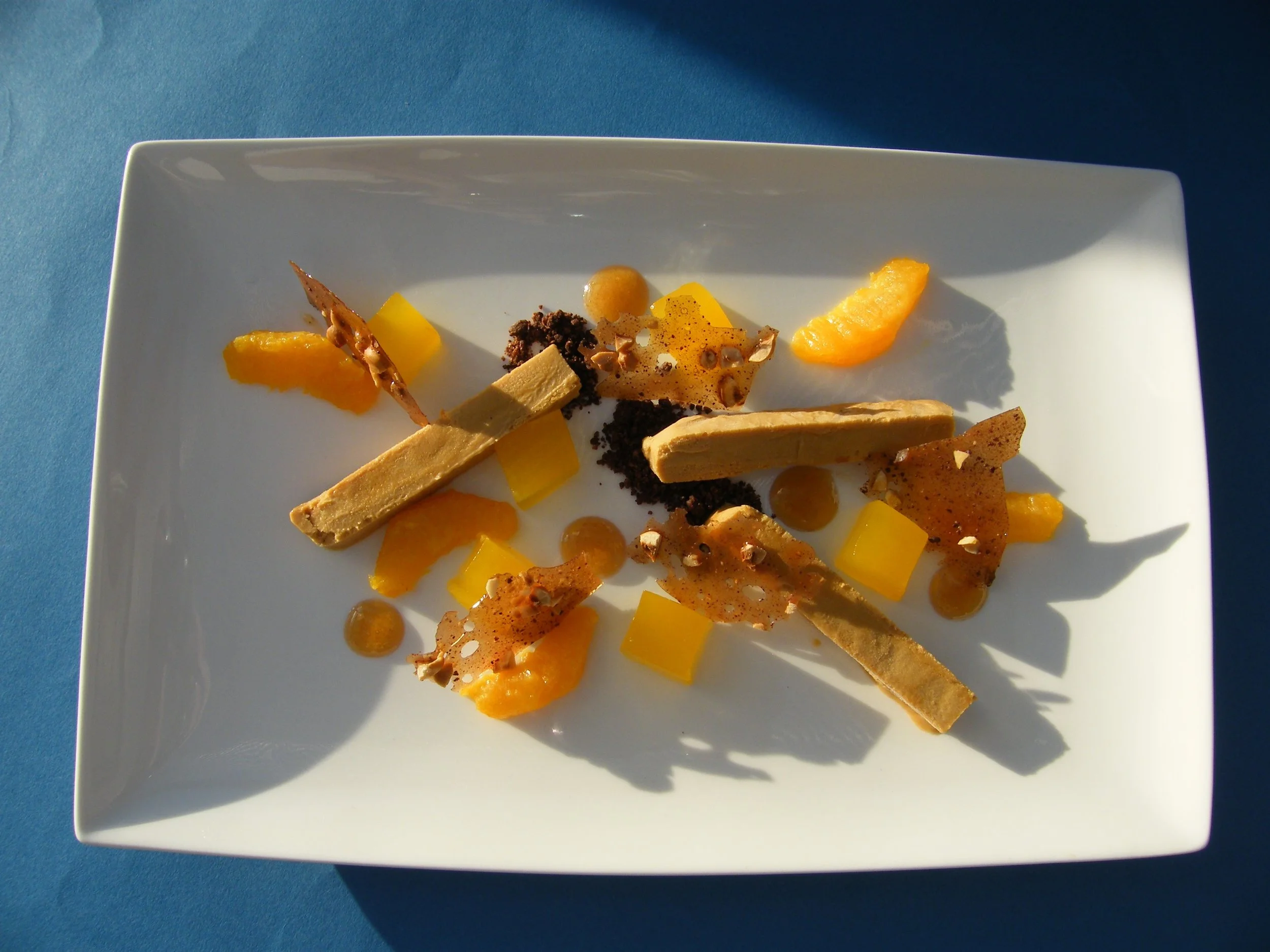 Ice cream and tuiles in place... Second version
