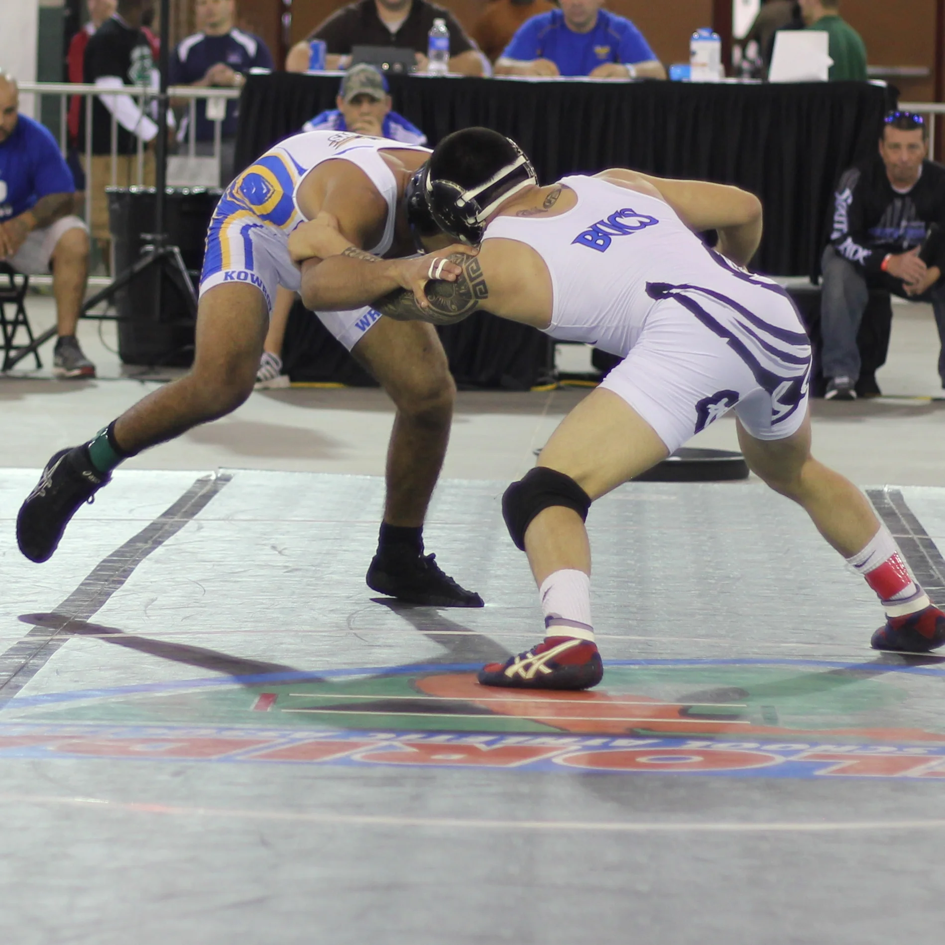 Lugo downed Bonilla 16-4 to win the 2015 3A 152 lb. title