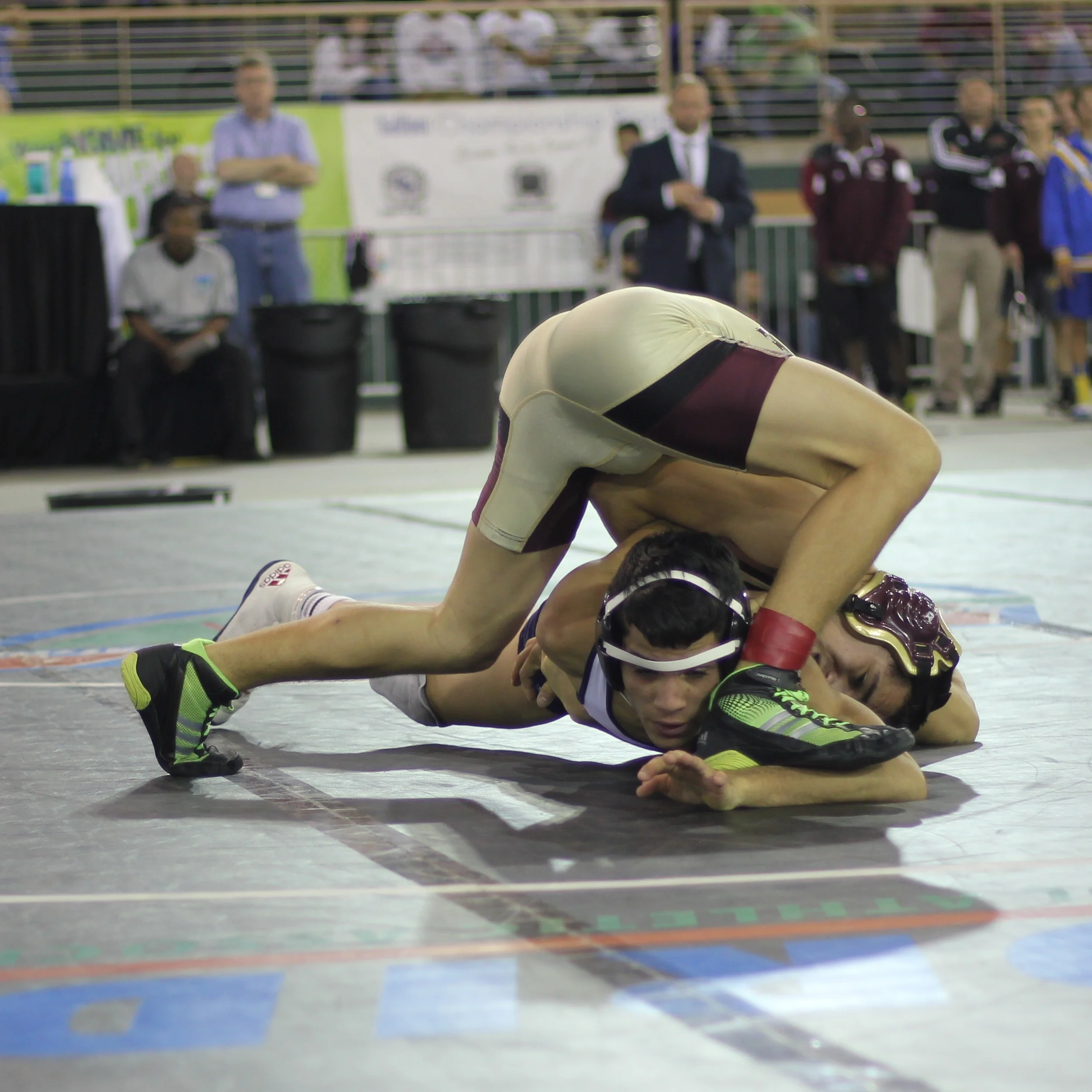 Lopez downed Monos 5-2 to win the 2015 2A 106 lb. title