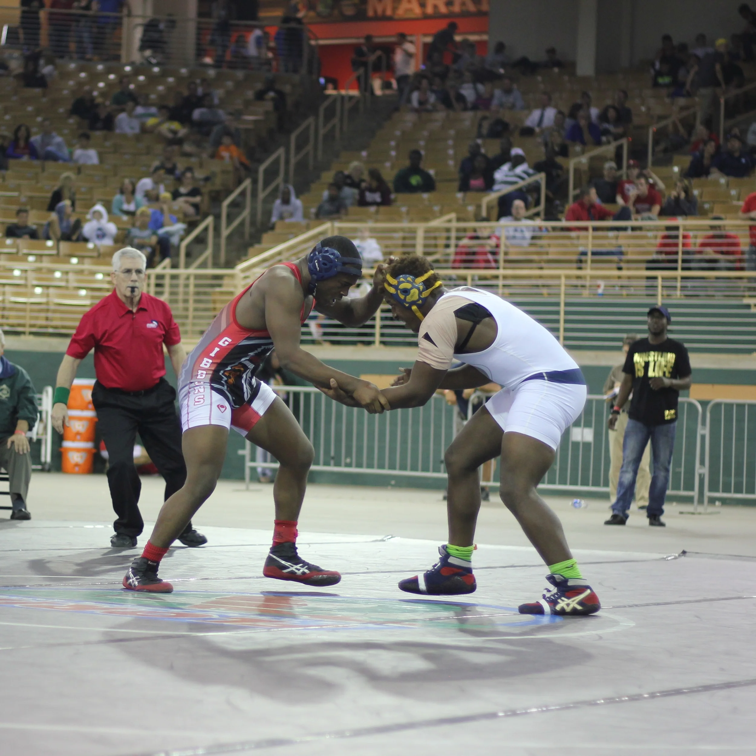 Thomas downed Bell 8-5 to win the 2015 1A 195 lb. title