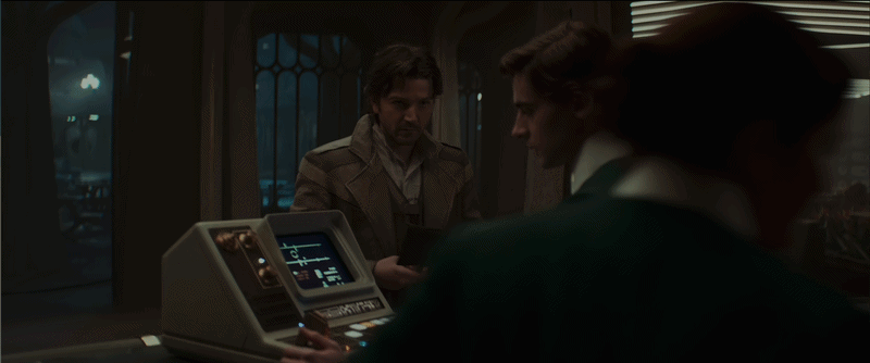 hotel-desk-2.gif