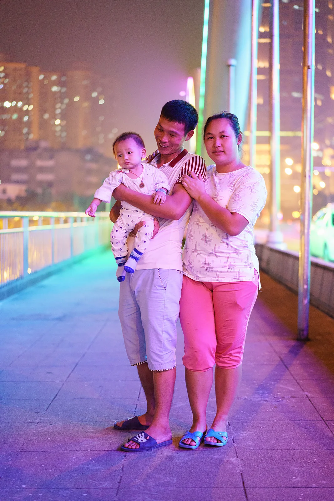 6- df9bd7dd7e7dc160-20150910_Guangzhou_09438_1800px.jpg