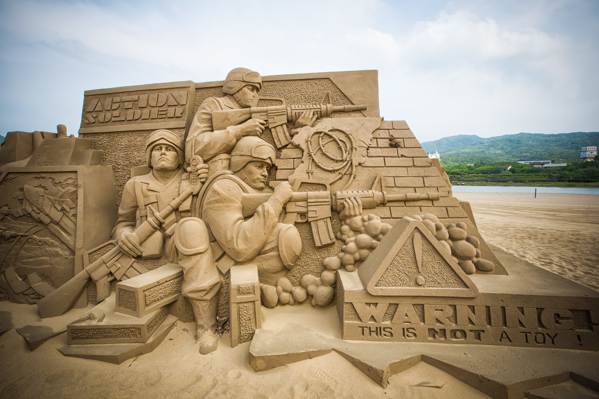 Taiwan Immigrants' Global News Network-Fulong International Sand Sculpture  Art Festival to cooperates with Disney to present classic character sand  sculptures