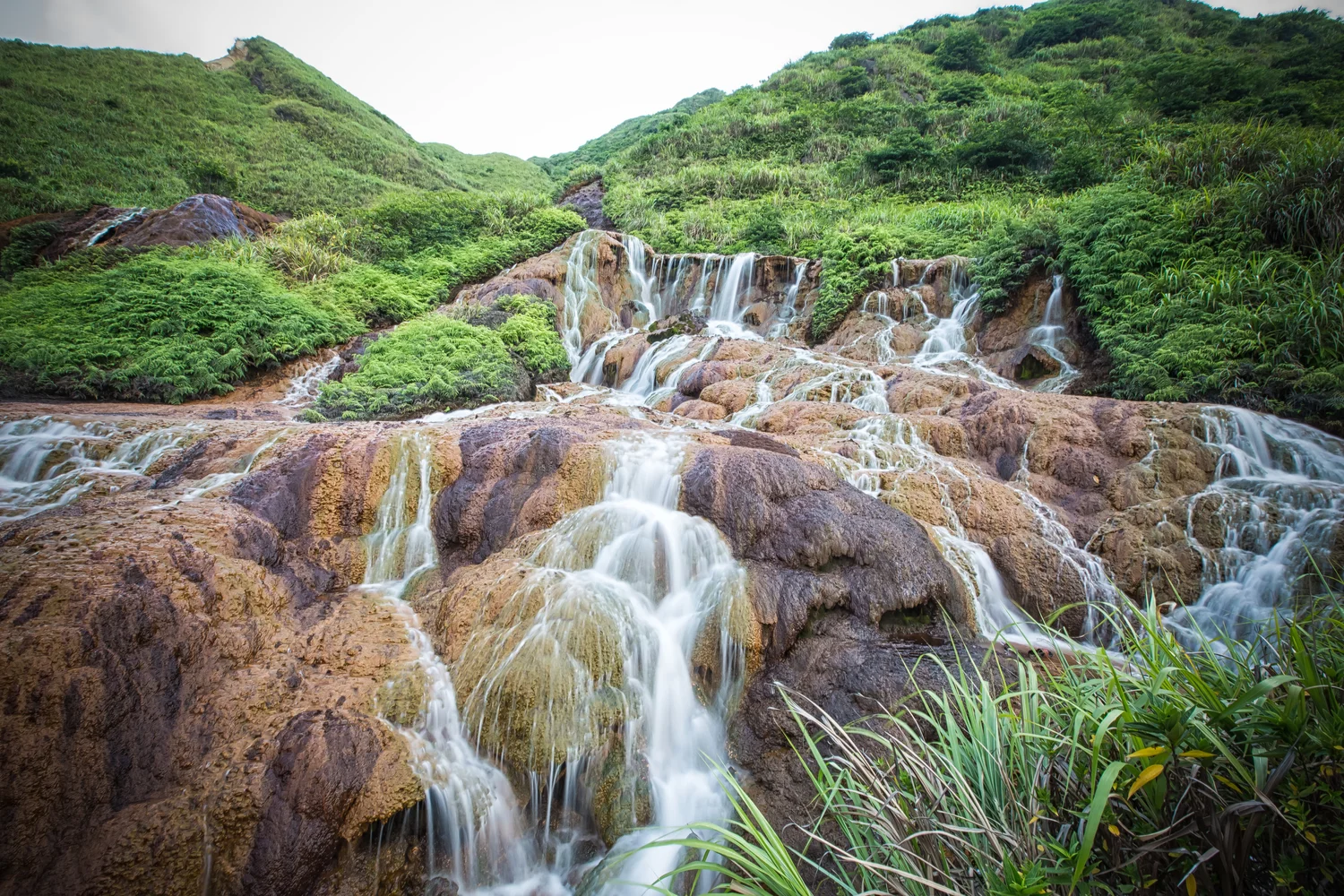 Golden Waterfall (黃金瀑布) — Josh Ellis Photography