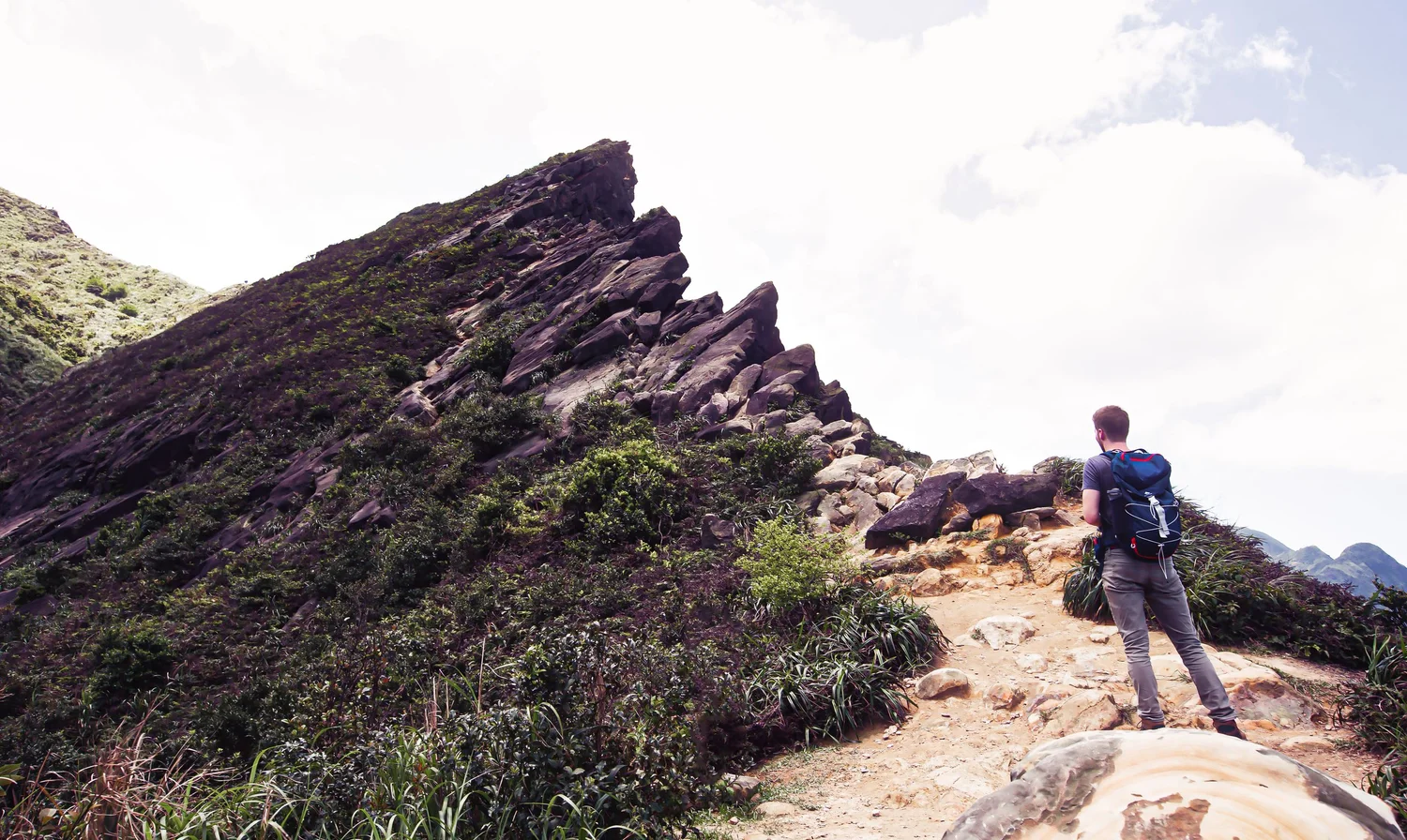 Stegosaurus Ridge (劍龍稜) — Josh Ellis Photography