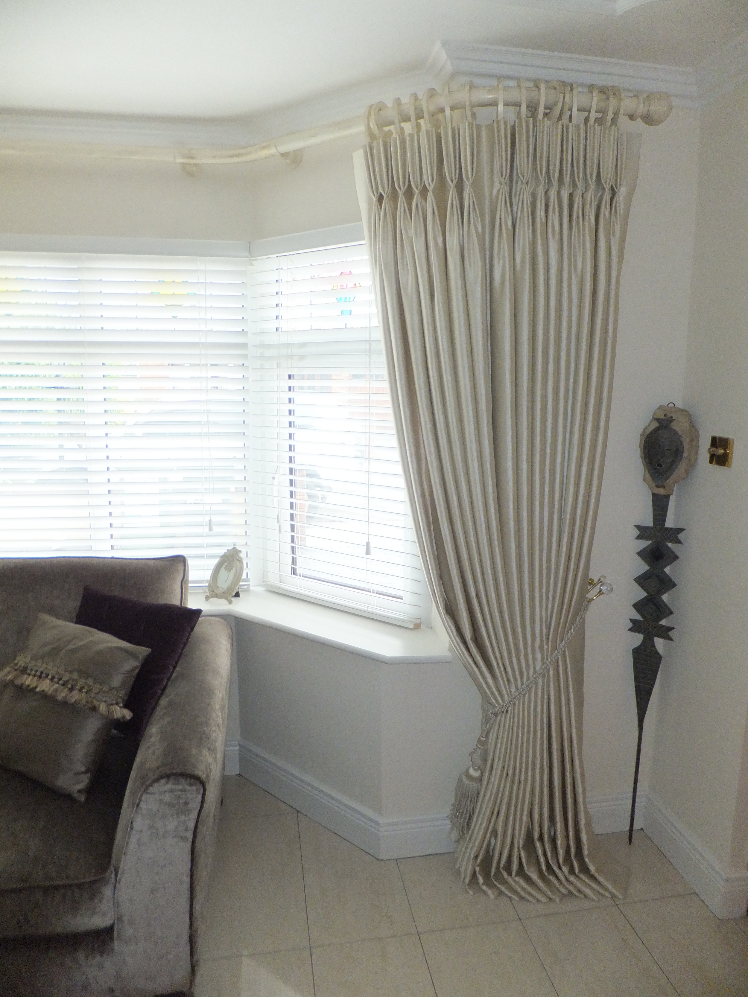 Recoveries Bay window curtain yours personally JPG