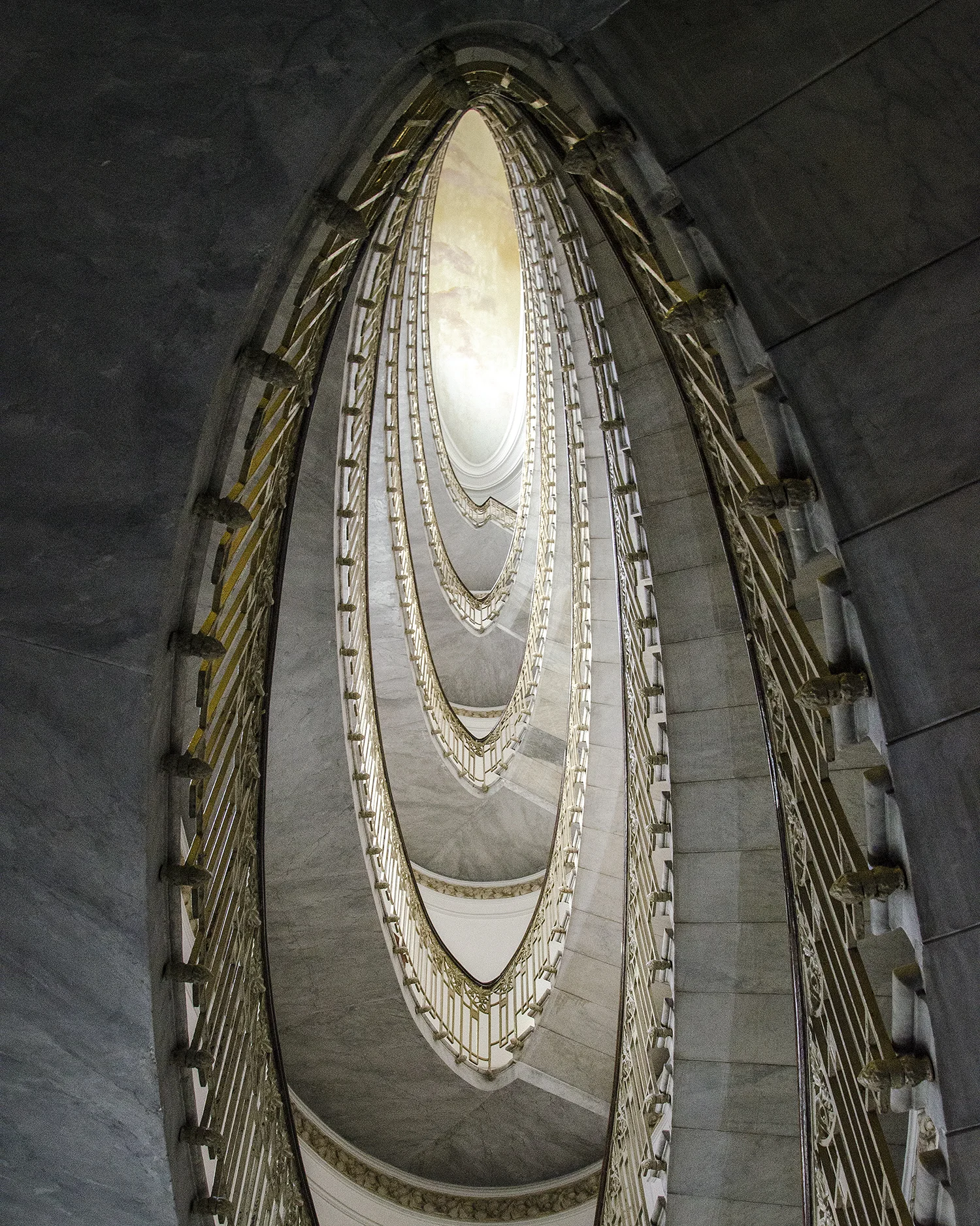 Scalone - Palazzo Mannajuolo - Napoli - Campania