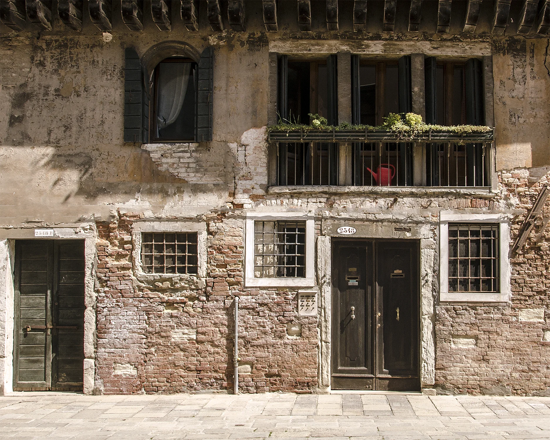 Con grate e tende - Venezia