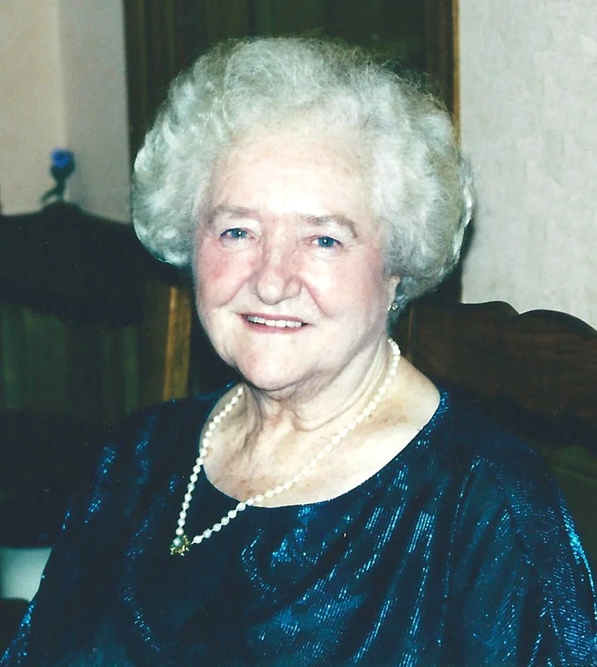 Odette Pantelich, 2000.