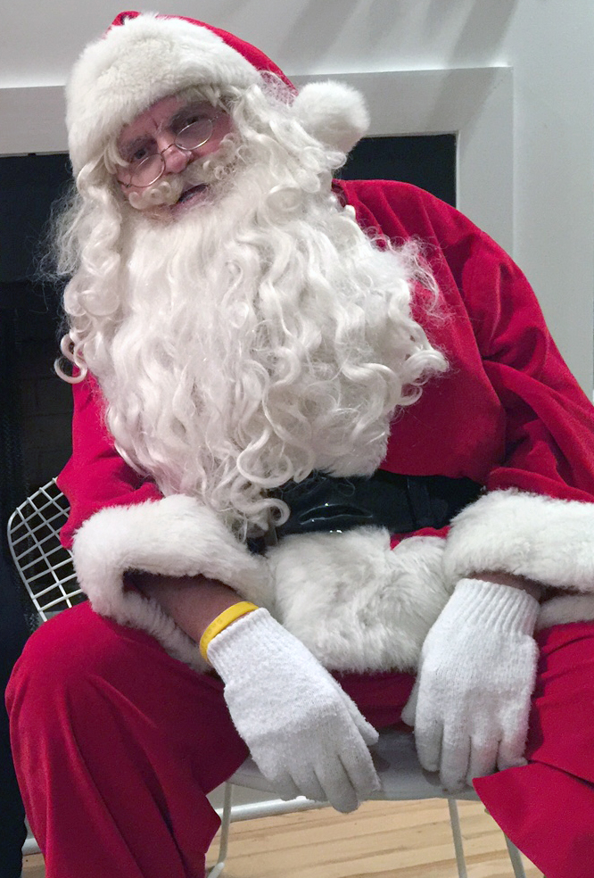 2018.11-Santa.jpg