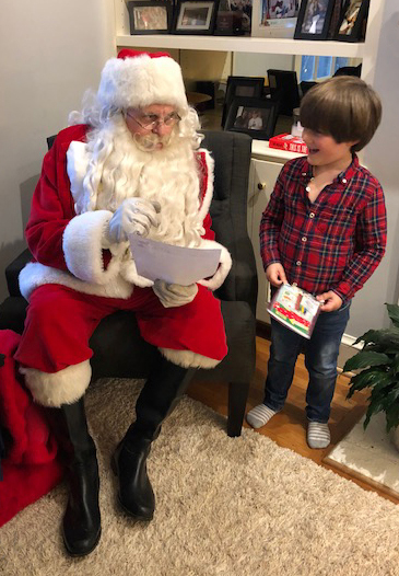 2018.12-Santa-ES.jpg