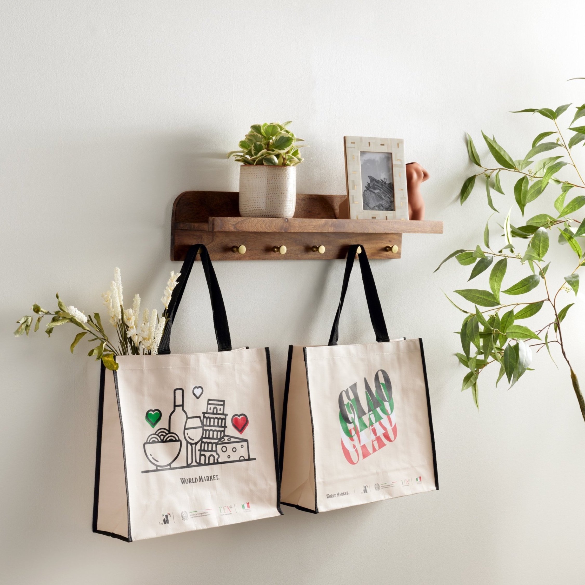 Little Italy Promotional Totebags, partnership with Italian Trade Agency