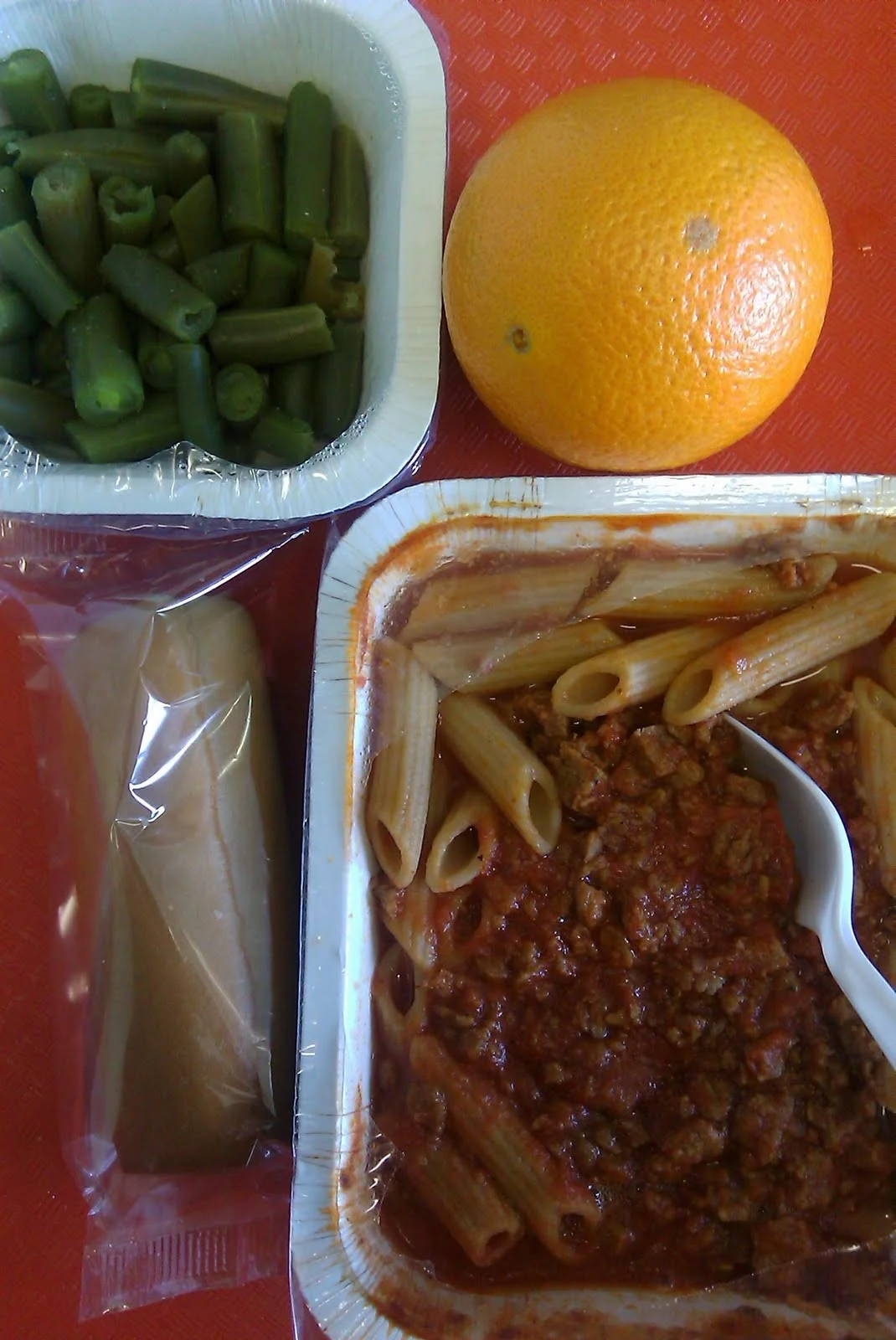 American lunchroom es un catálogo fotográfico de almuerzos escolares en Estados Unidos, con imágenes provistas por los lectores.