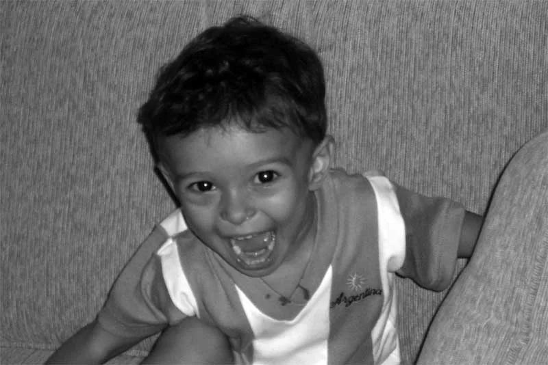 Mateo entrena para barra brava, toma dos