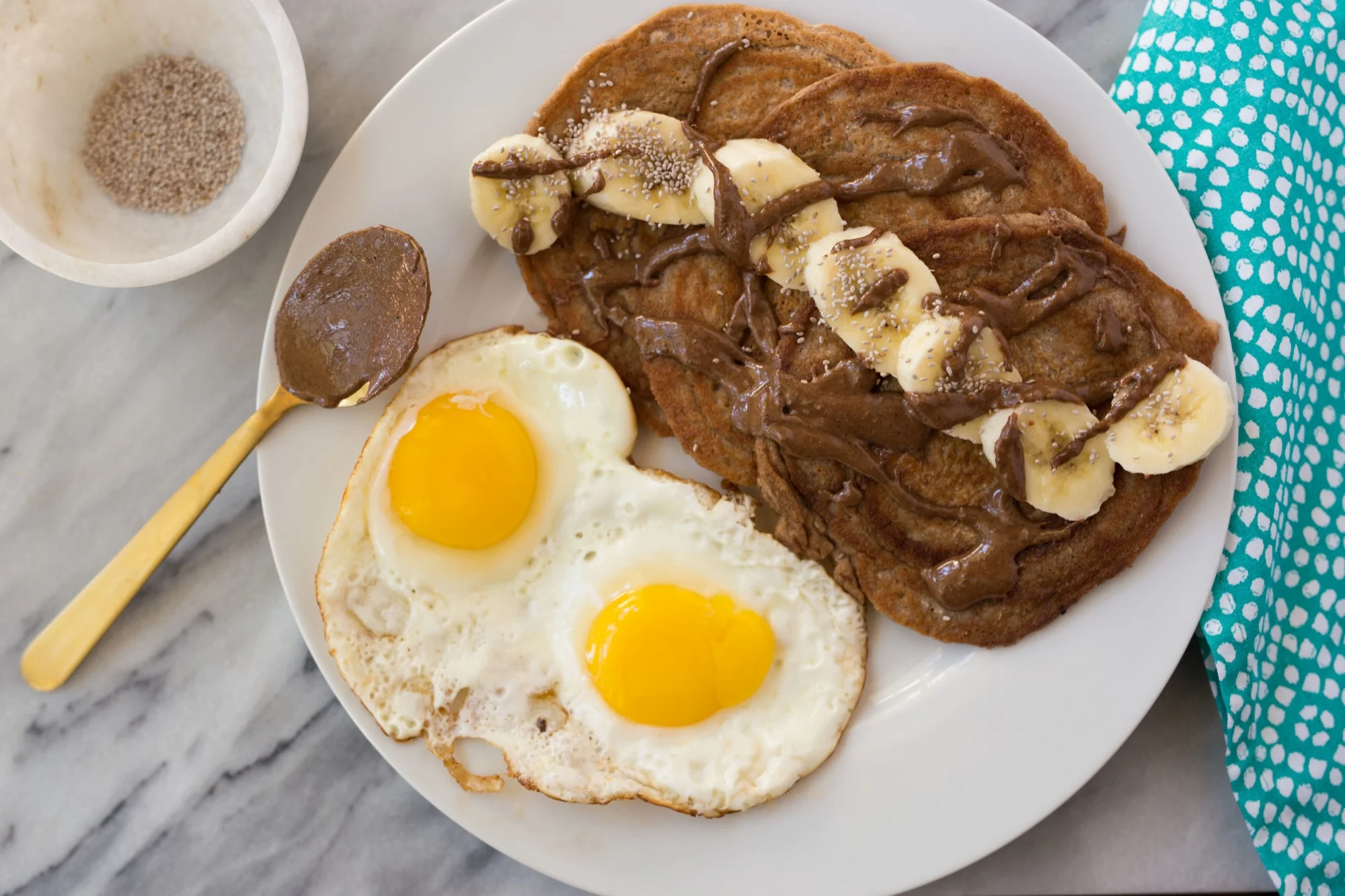 chocolateproteinpancakes.jpg