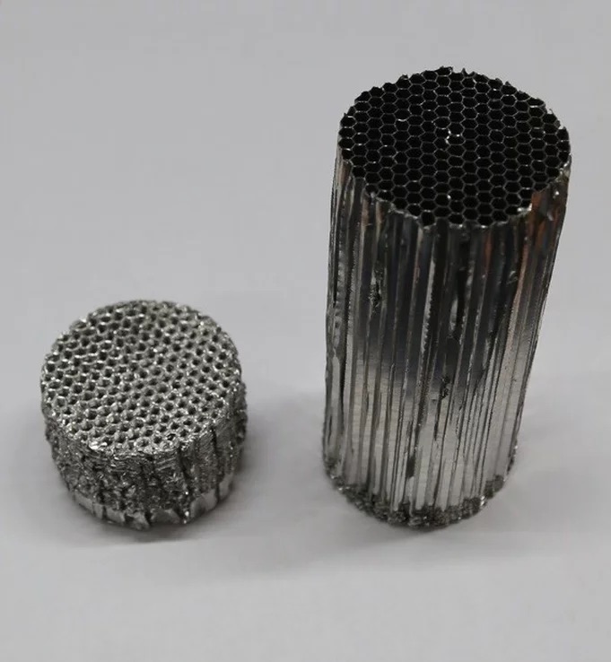 Beresheet’s leg crush core