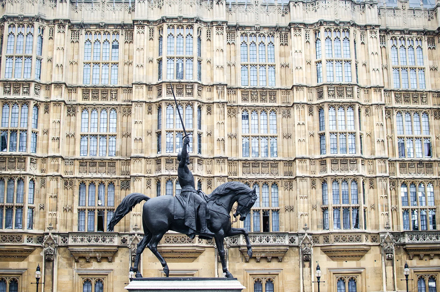 London_Travel_Lifestyle_Photographer_Westminster Abby.jpg