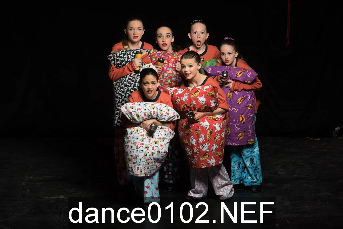 dance0102.jpg
