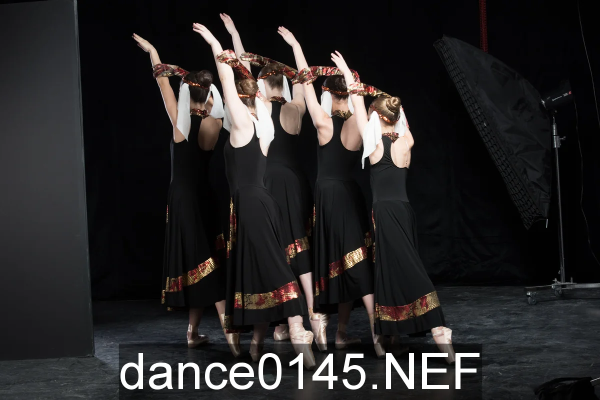 dance0145.jpg