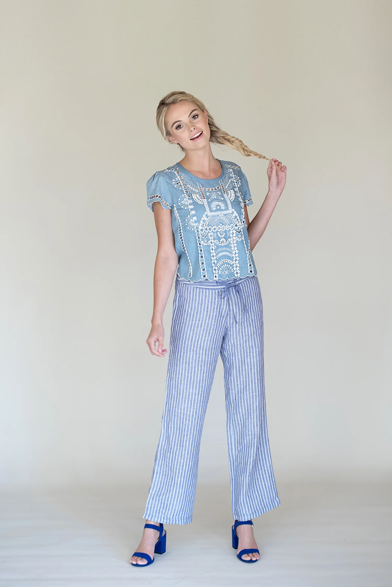 Blue006.jpg