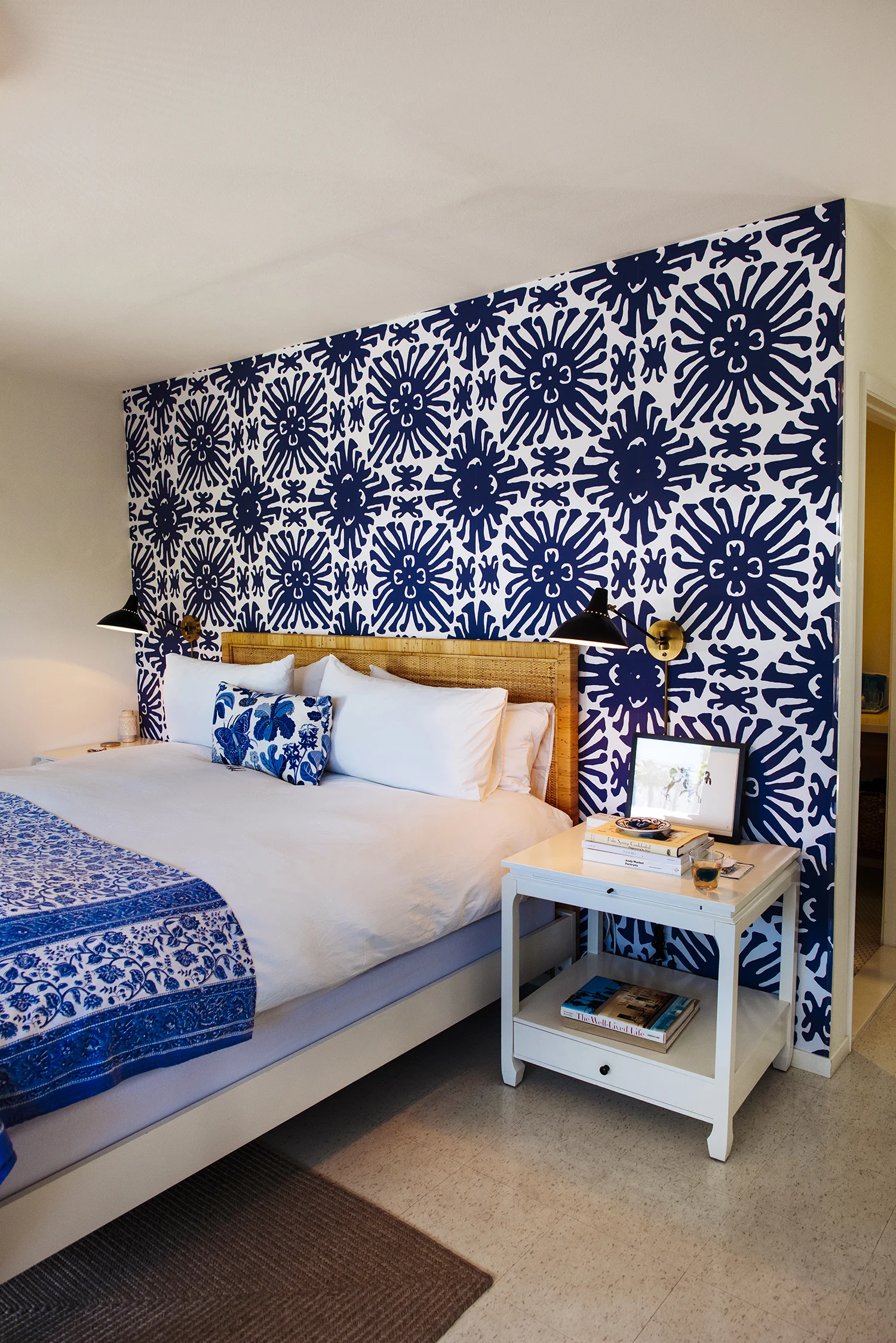 HolidayHouse002.jpg