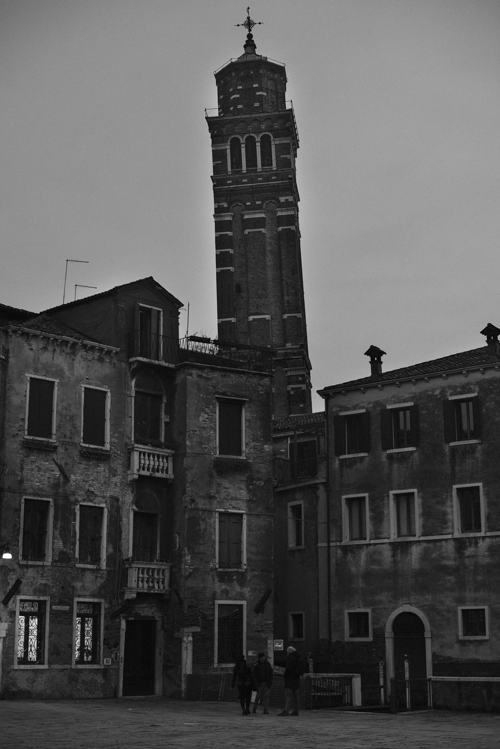 VeniceatNight012.jpg