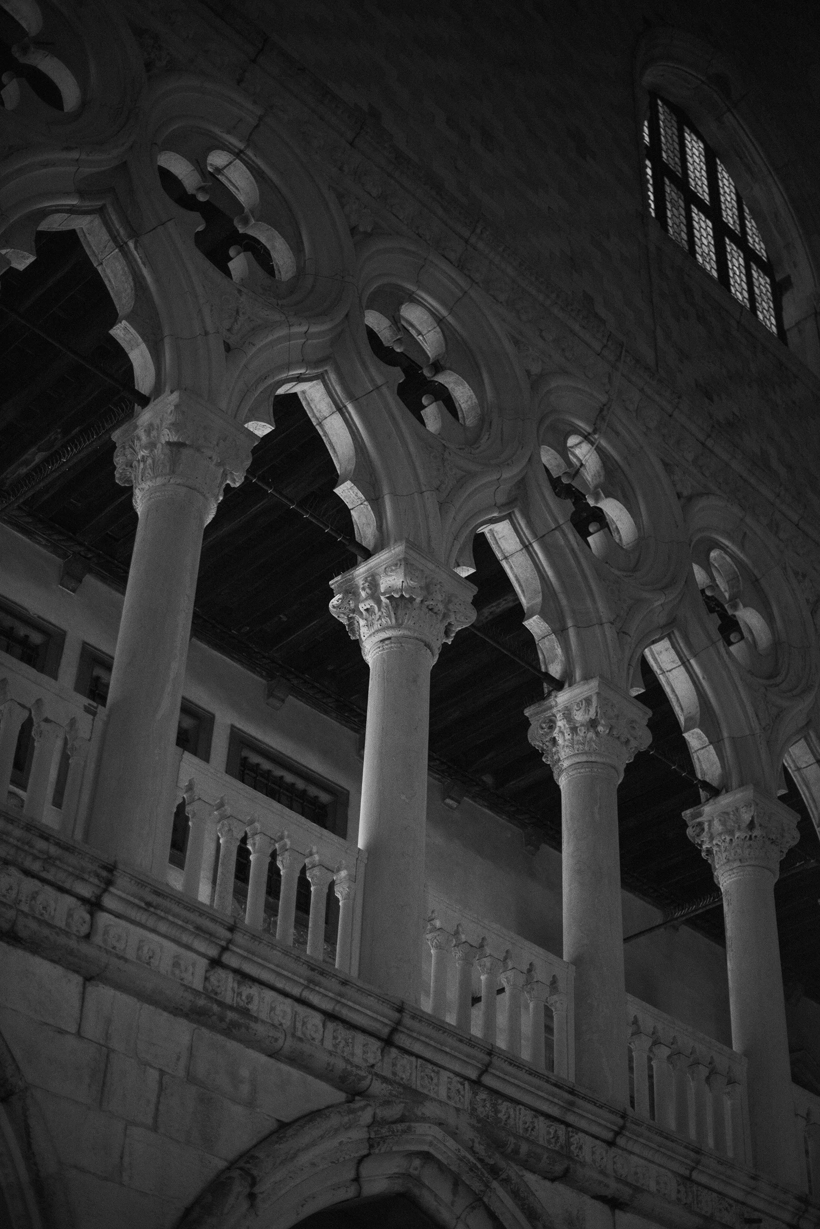 VeniceatNight023.jpg