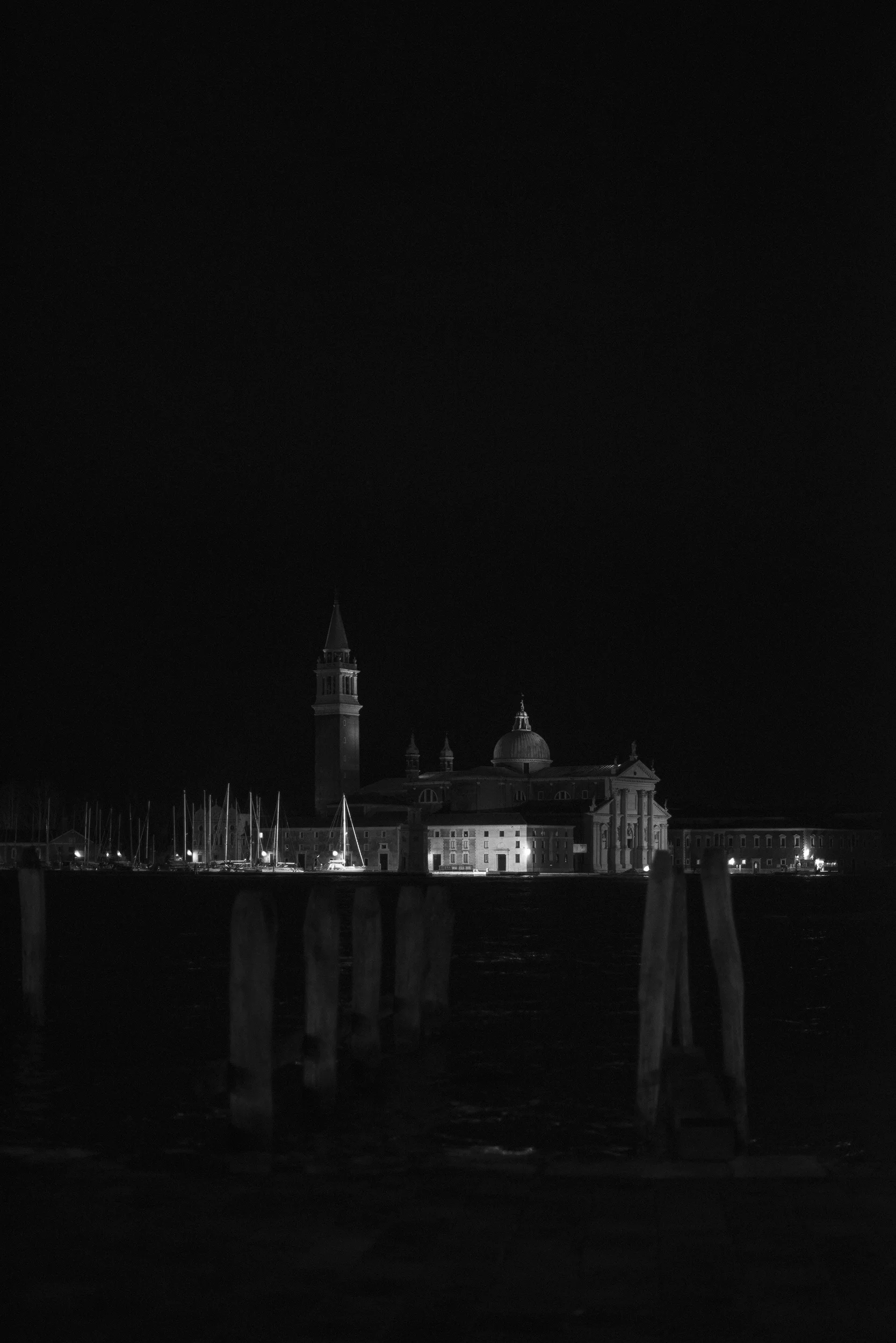 VeniceatNight028.jpg
