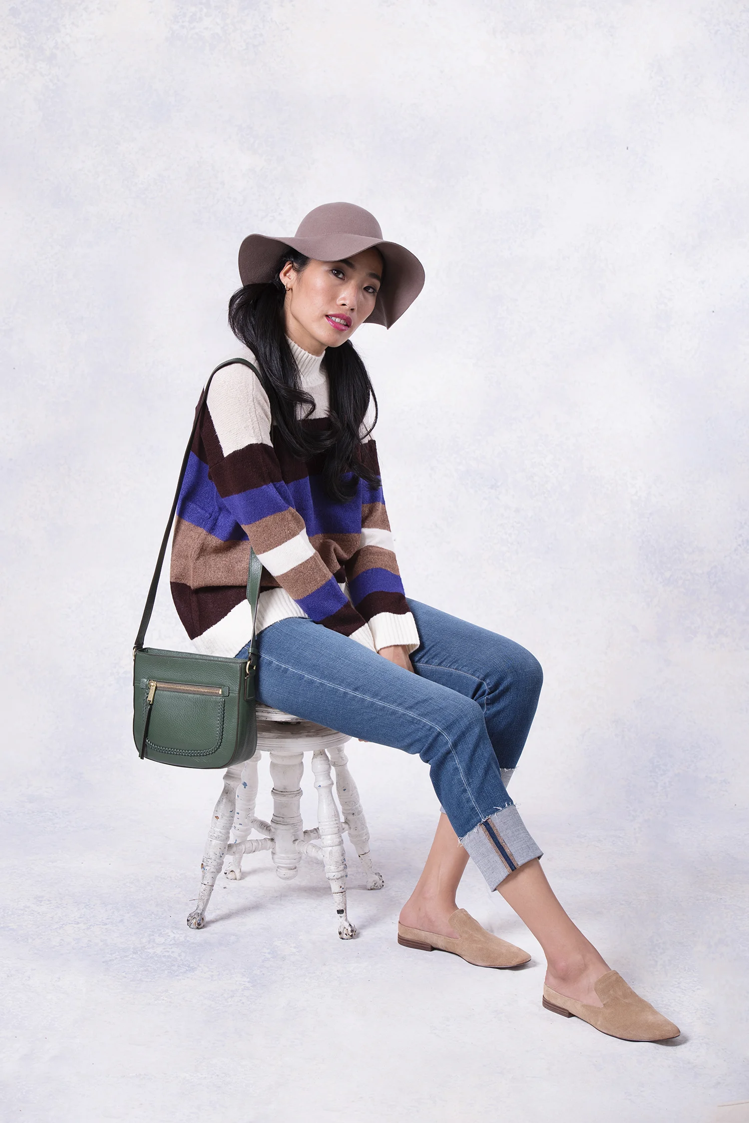 Suede Shoes & LeatherBags002.jpg