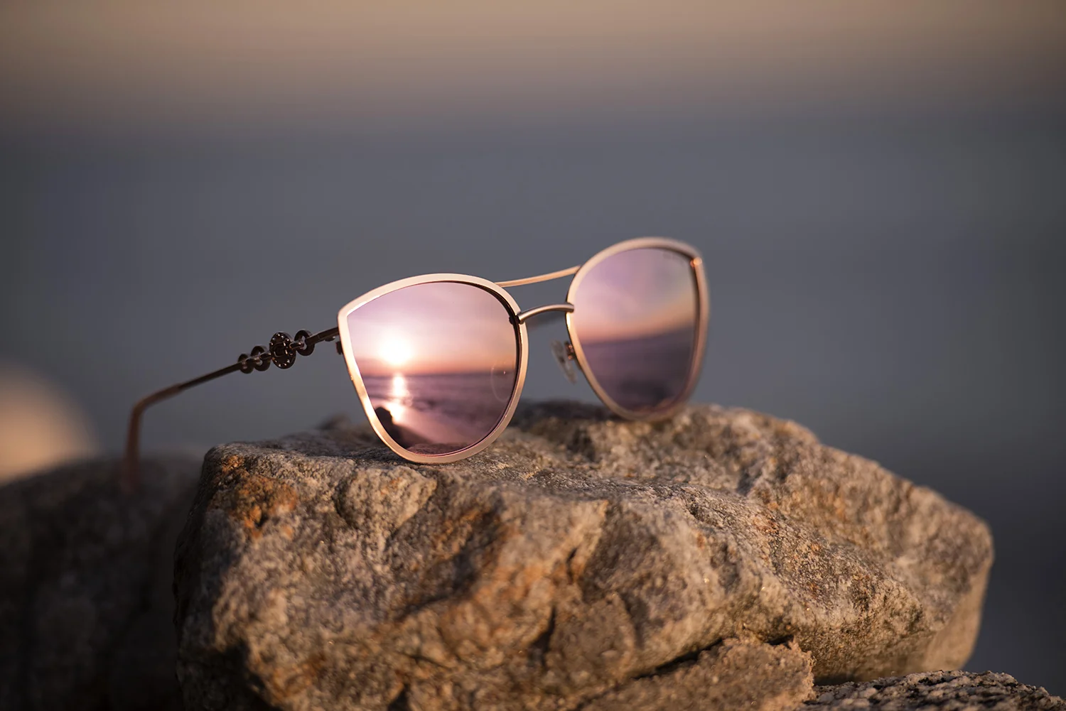 Destination: Beach Getaway - Vacation Lookbook