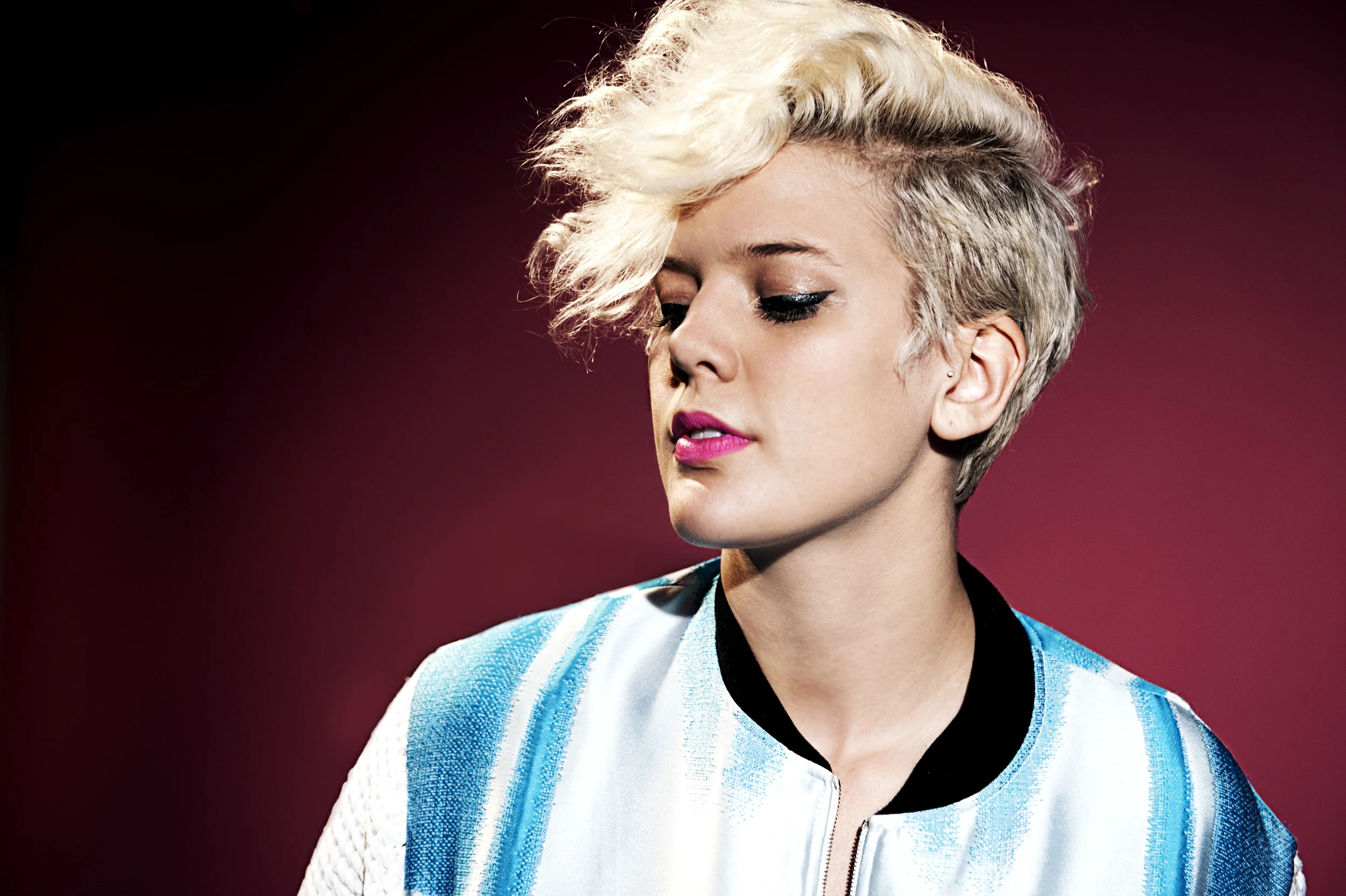 BettyWho_Portraits_092614_049.jpg