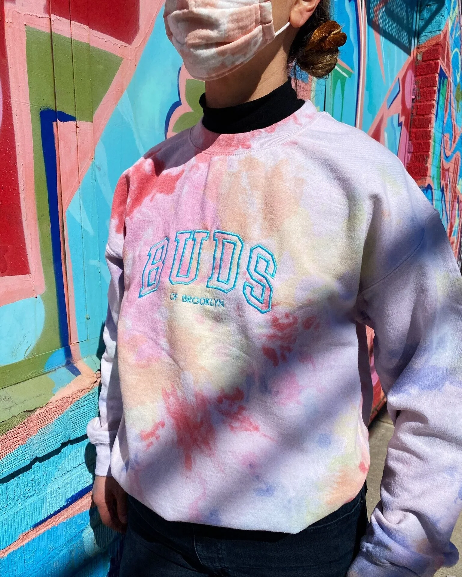 shop flowers & merch