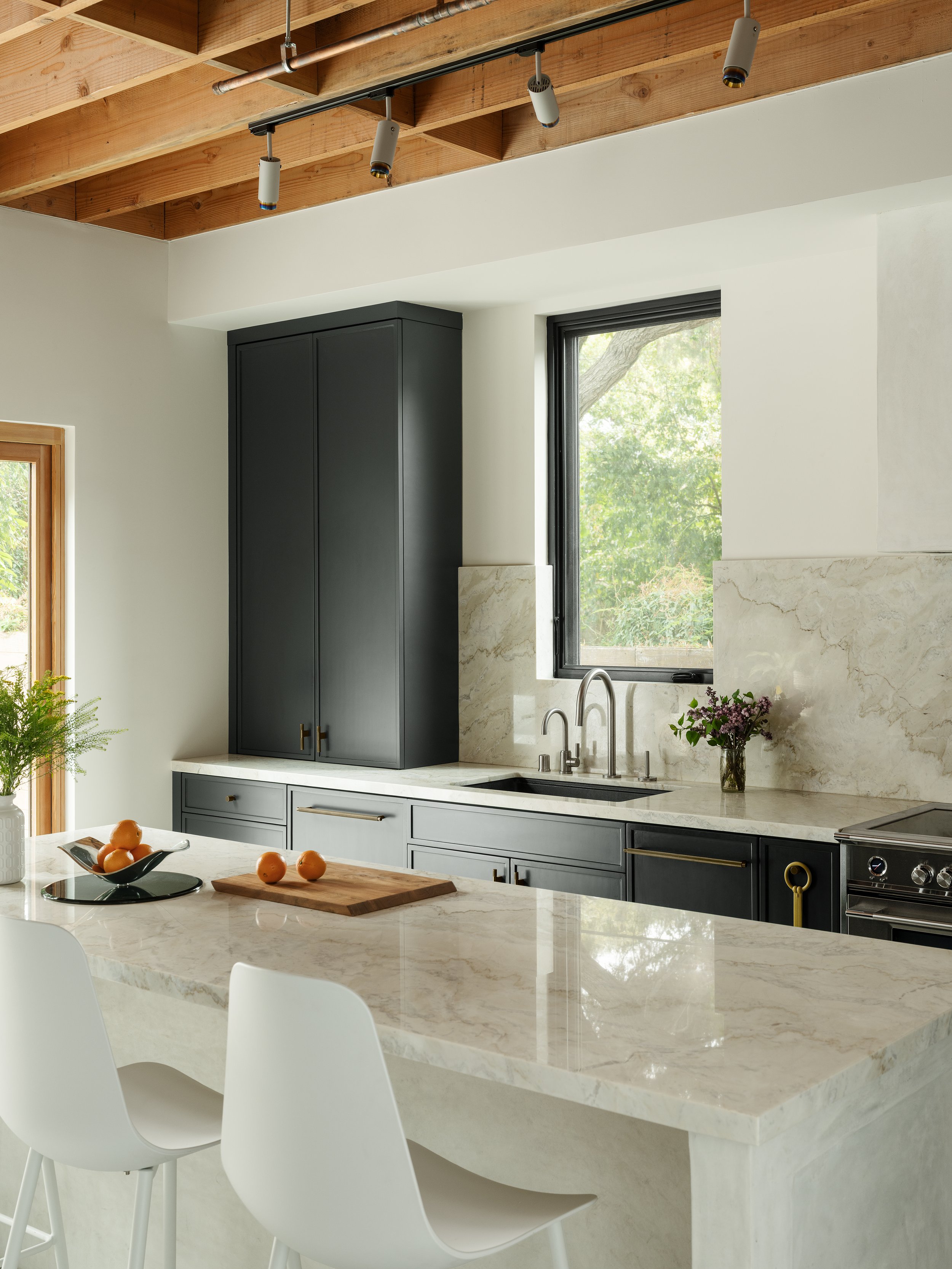 MarVista Kitchen 1.jpg