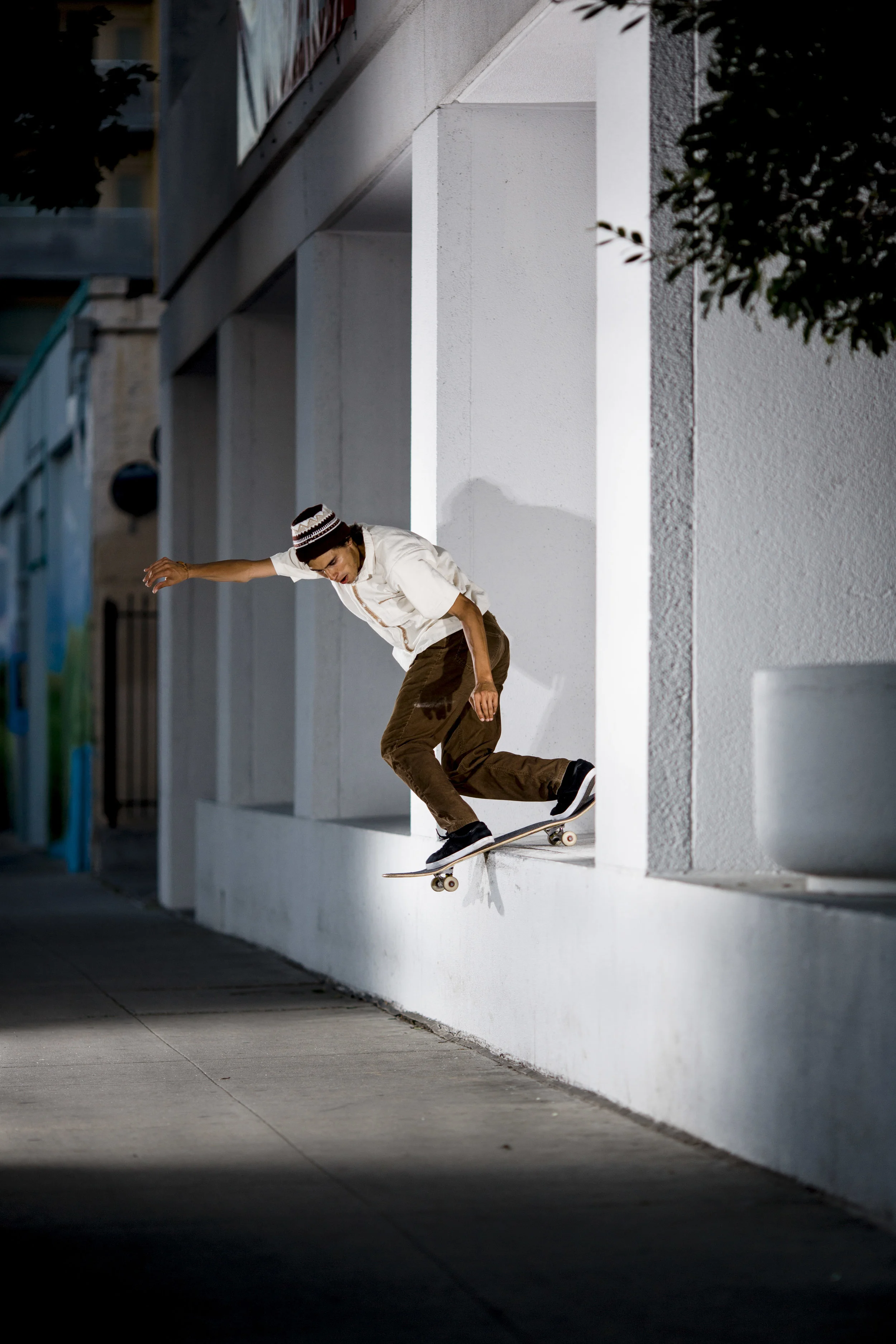 joey_backlip pop out.jpg