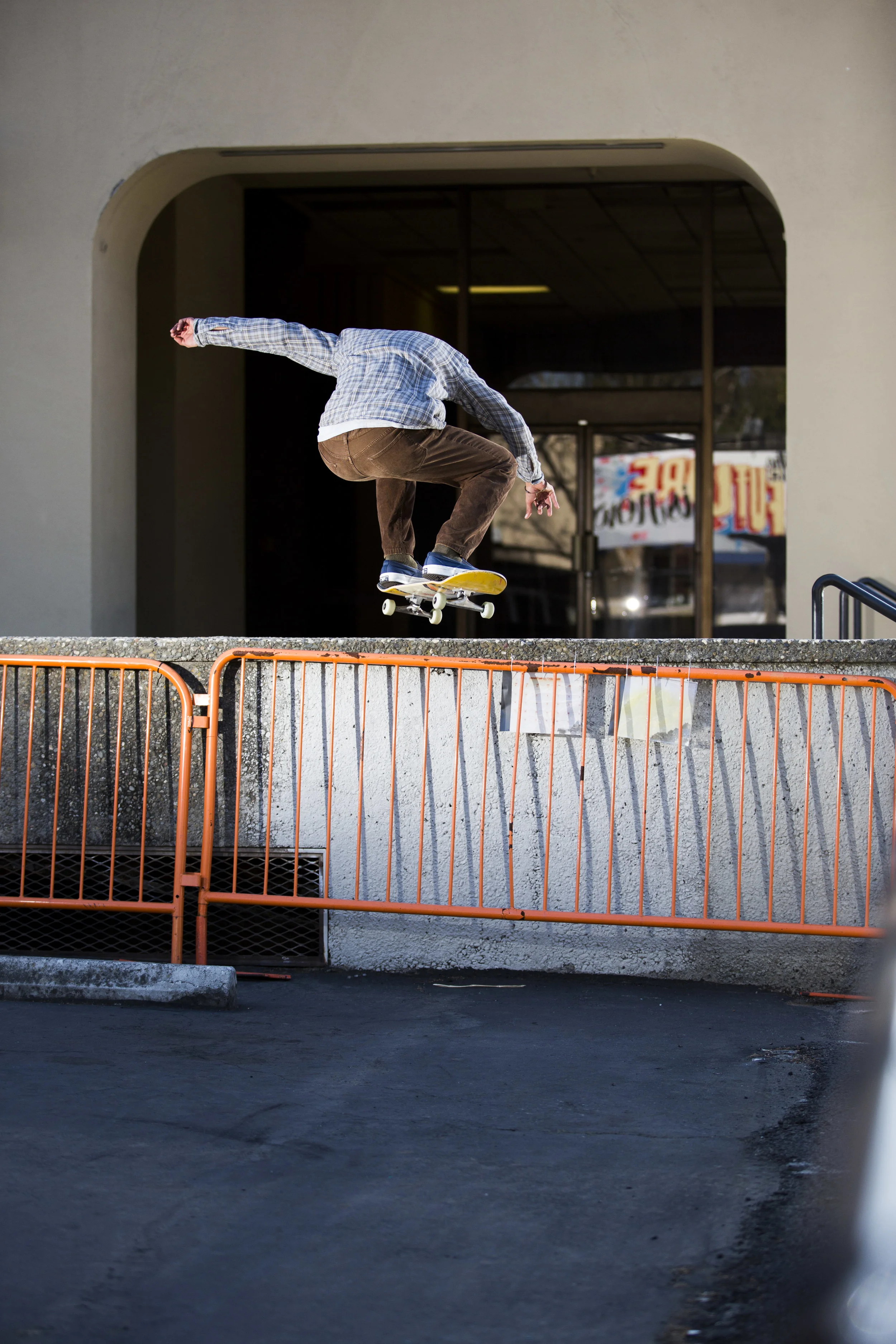 joey_nollie back 180.jpg